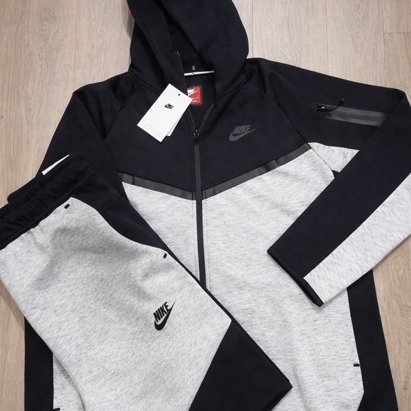 Nike Men's Two-Tone Black and Gray Suit